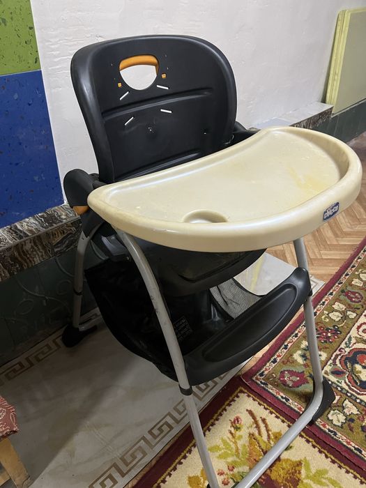 Детский стульчик для кормления.