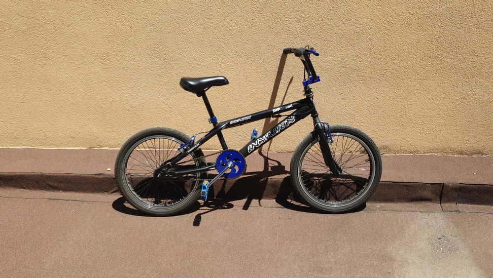 Колело BMX за трикове, с пегове