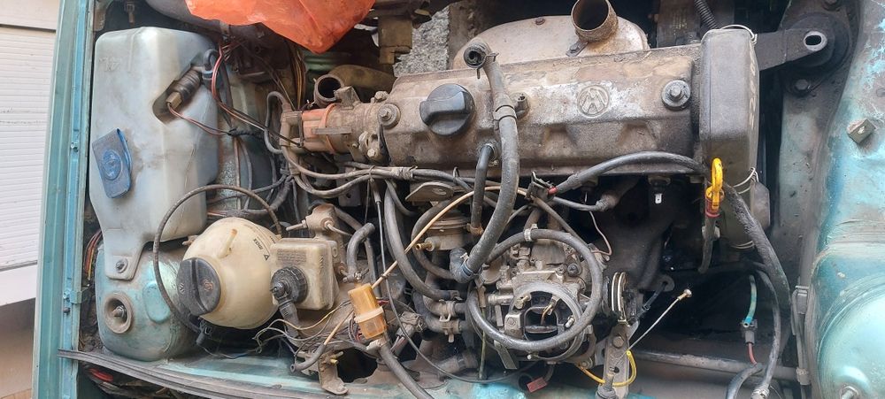 Продавам на части  Volkswagen Polo -1991 г.