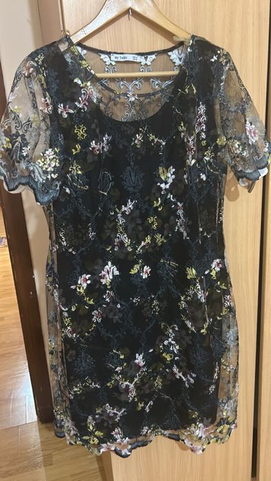 Платья разные размеры 42-44 М