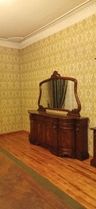 Гостиная мебель новая производство Италия