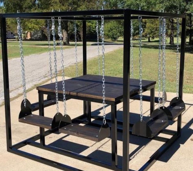 Декорации, мебели, лестница!