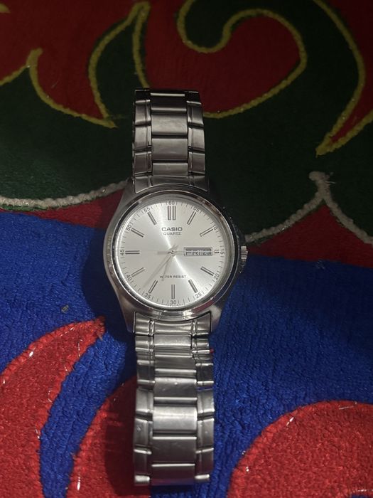 продам часы Casio