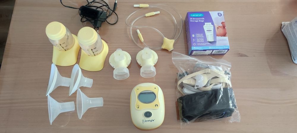 Помпа за кърма Medela Freestyler