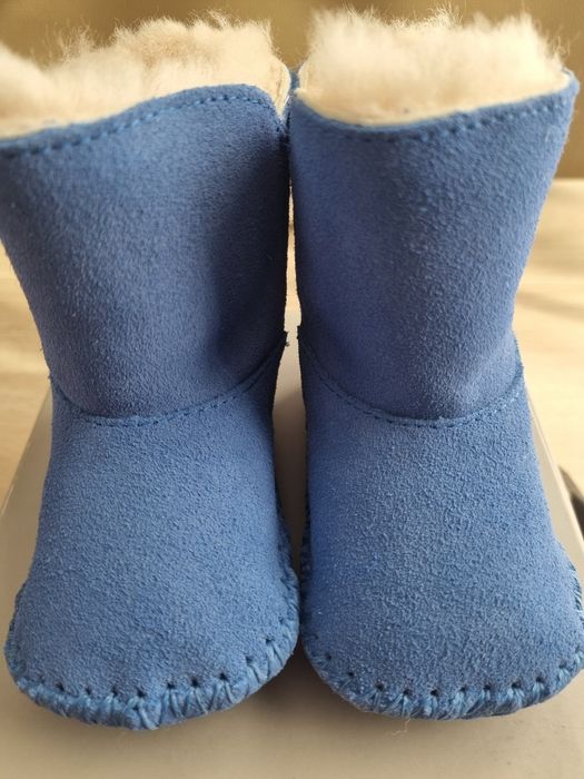 Ghete UGG blană noi născuți
