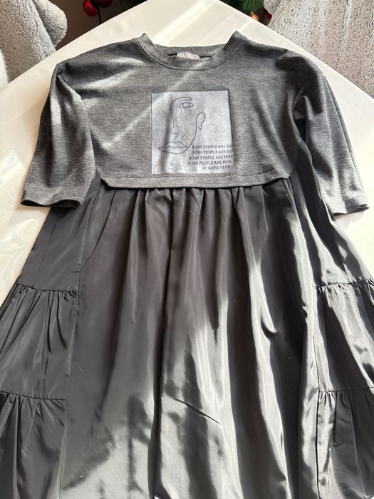 Продавам дамска рокля