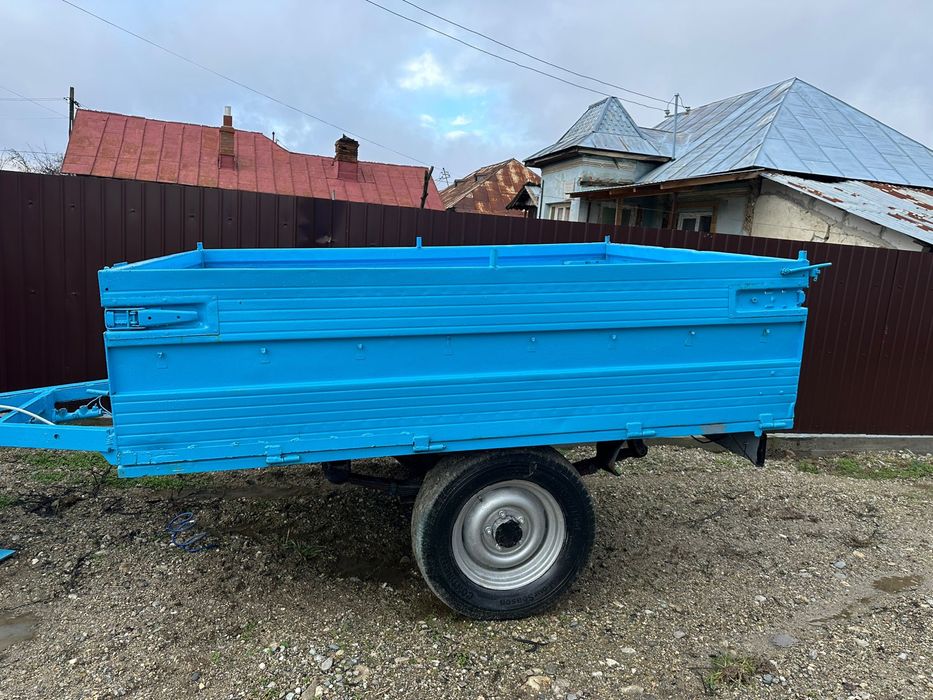 Vand remorca aro autoutilitara