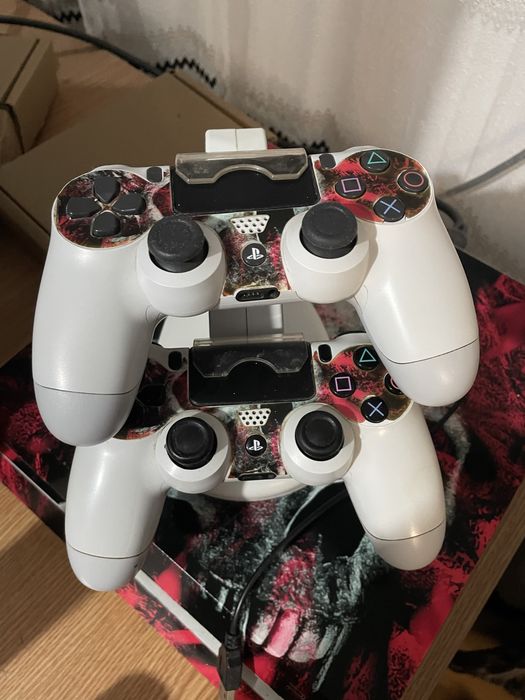 Vând  ps4 Slim