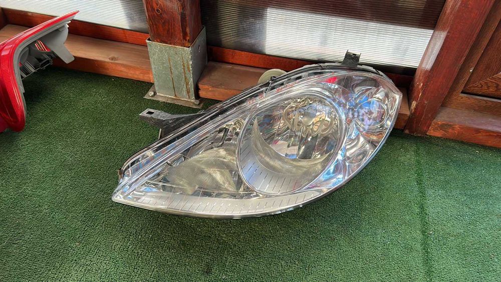 Фар ляв  MERCEDES A KLASSA W169 model 2004-2008 #607S