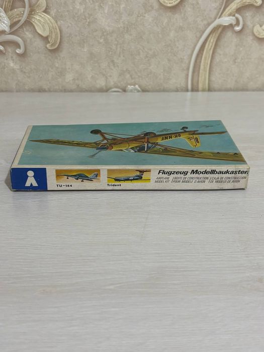 Винтажная модель самолёта NOVO L-60 1:100 СССР полный комплект