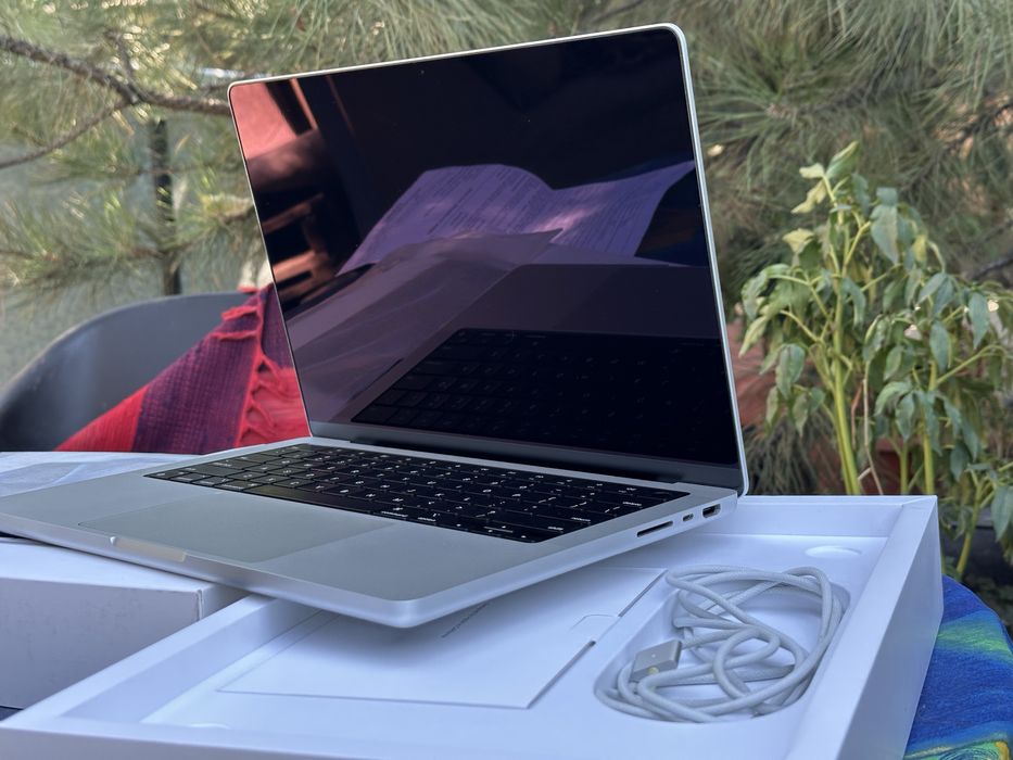 Macbook Pro 14 M2 Pro 16/512 Silver