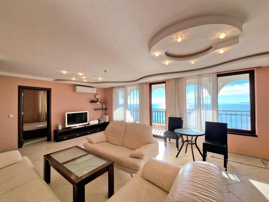 Продава се Тристаен апартамент в Свети Влас - 112 кв.м за 1503 €/кв.м - Снимка #4