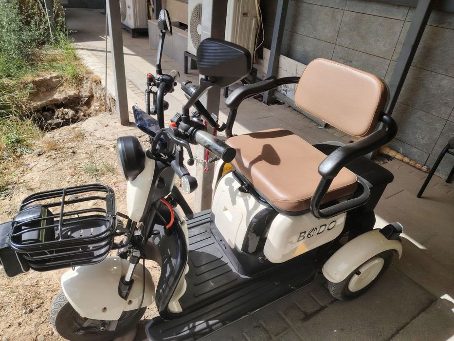 Электро скутер 3 оёкли