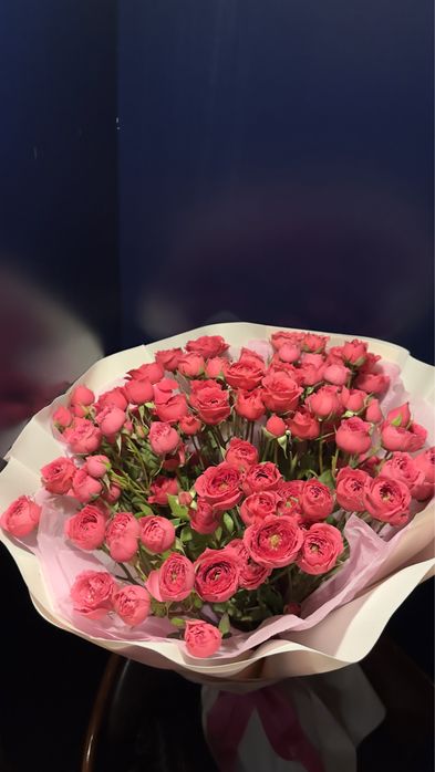 Кустовые розы 15.000 тг