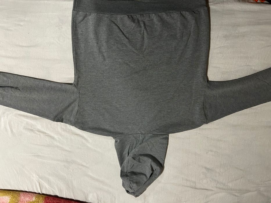 Тъмно сиво худи , употребявано