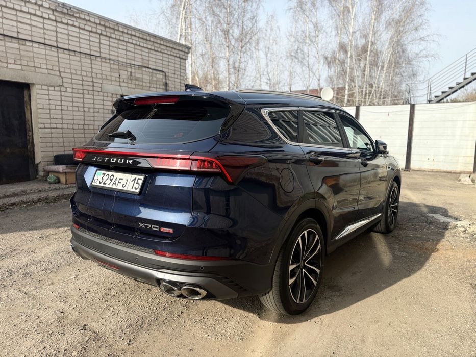 Продам машину Jetour 70 plus