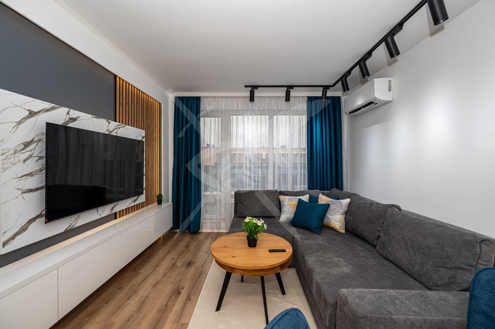 Продава се Тристаен апартамент в Пловдив, Остромила - 87 кв.м за 1771 €/кв.м - Снимка #5