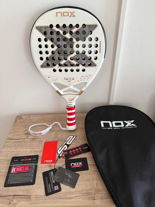 Rachetă de padel AT10 Genius 12K Alum Xtrem 26 by Agustín Tapia Adulți (CU GARANȚIE)