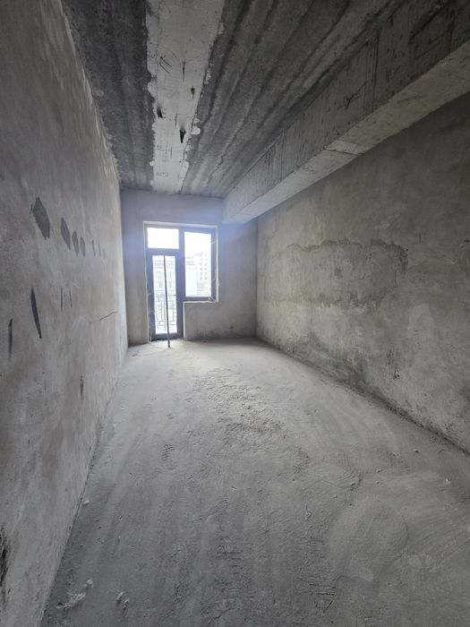 3хоналик 8каватли 8каватда сотилади Динамо