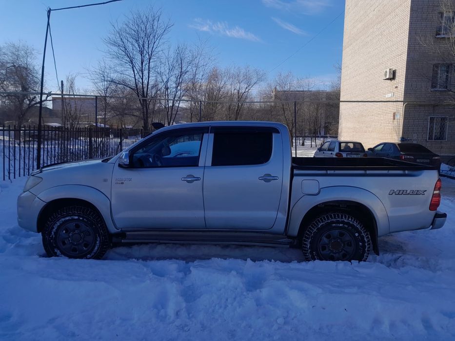 Продаётся машина тайота