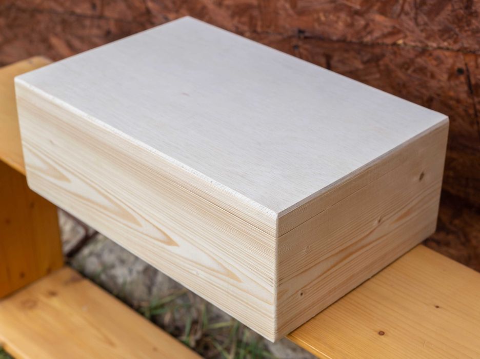 Cutie pentru decorat ,depozitat,pictat,cadouri 39x23x15 cm