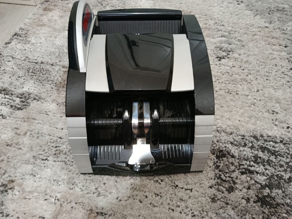 Машинка для считалки денег