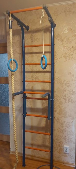 Продам детский спортивный комплекс