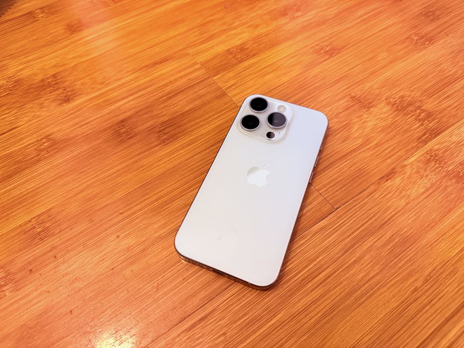 Piese / Dezmembrare iPhone 16 Pro Titanium White