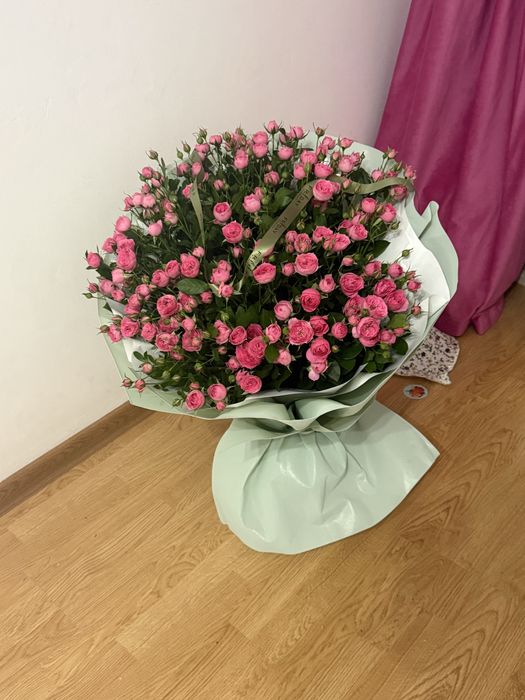 Спрей розы свежые