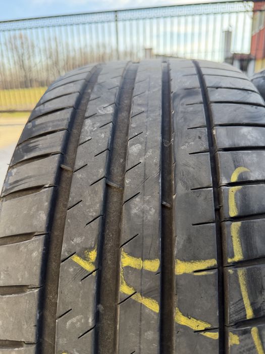 Michelin pilot sport 4 245/40R19