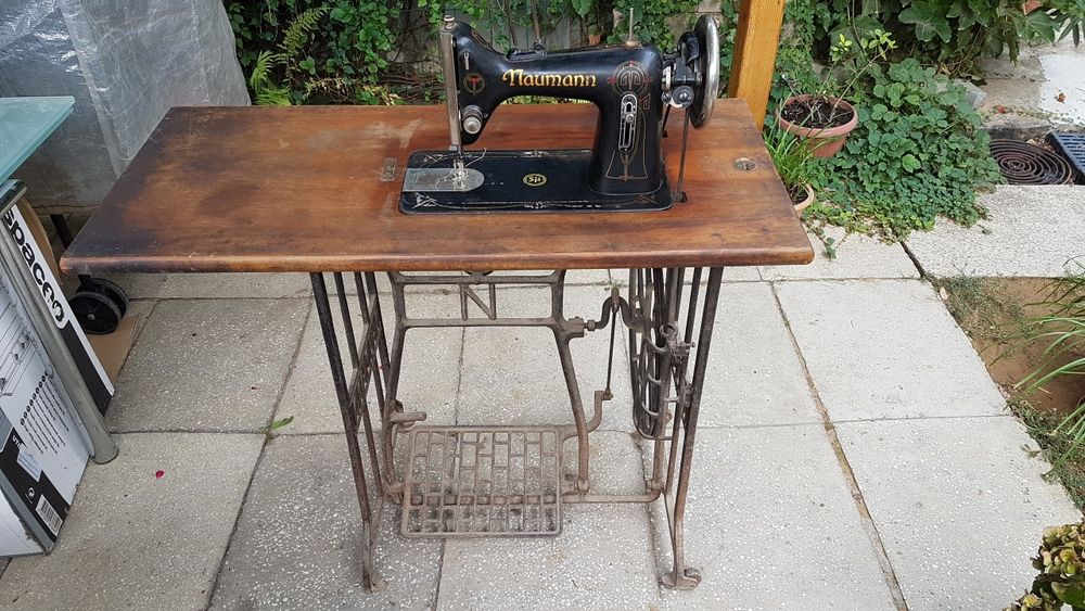 Naumann masina cusut colecție, decor sau utilizare
