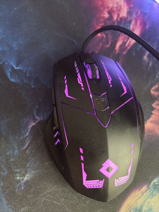 Продам игровую мышь