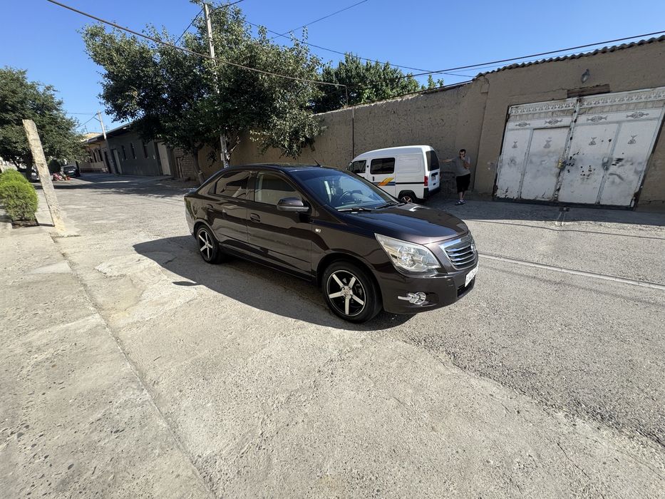 Транспорт Chevrolet Cobalt