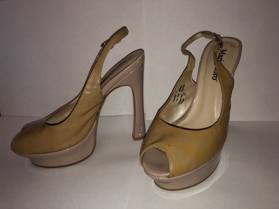 Продается туфли