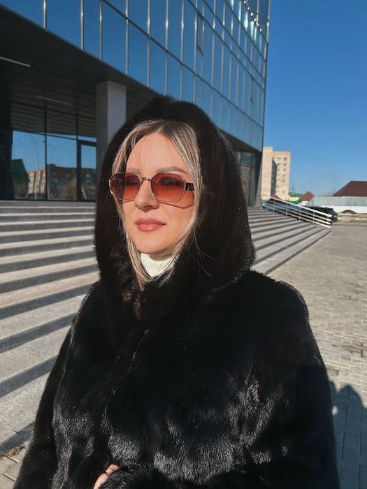 Продам Норковую Шубу