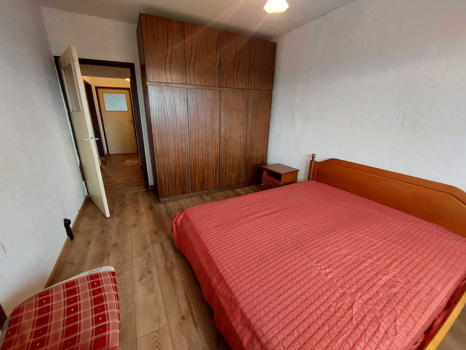 Дава се под наем Тристаен апартамент в София, Надежда 3 - 90 кв.м за 560 € - Снимка #1