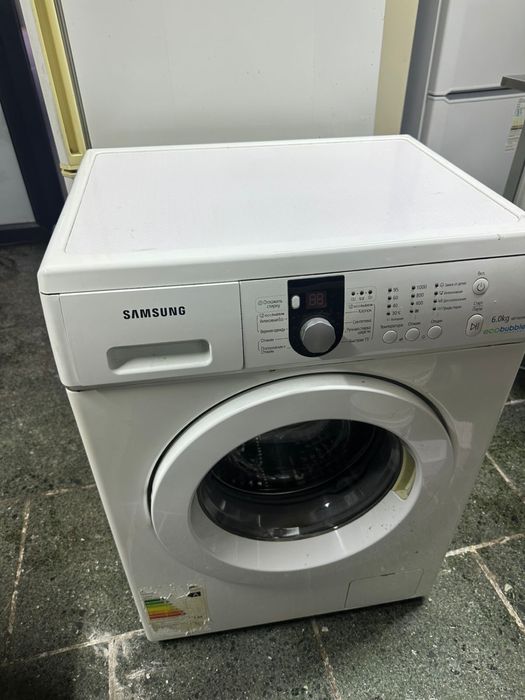 Продаю стиральную машину Samsung