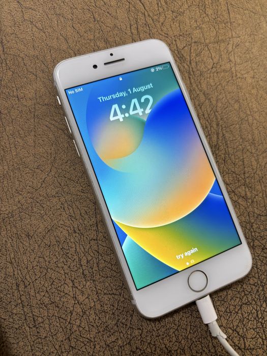 Iphone 8 64gb. 74%капацитет