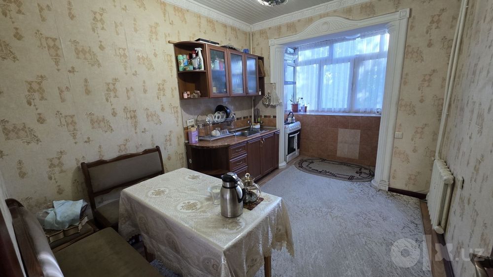 Уй метро Миллий бог