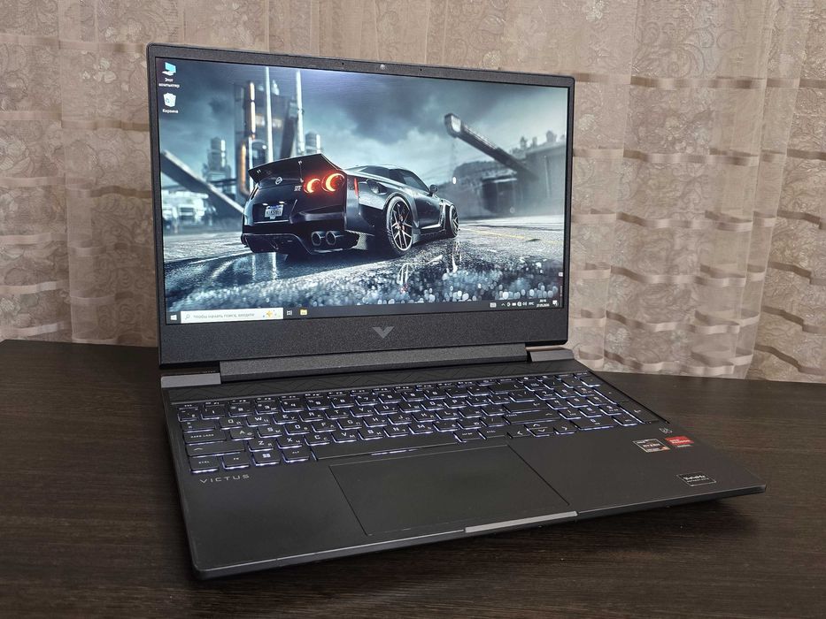 HP Victus D15 / игровой ноутбук / R5 5600H / 16 RAM