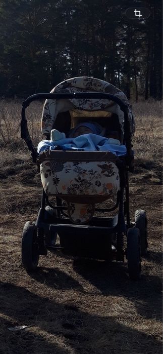 Продам зимнюю коляску с люлькой