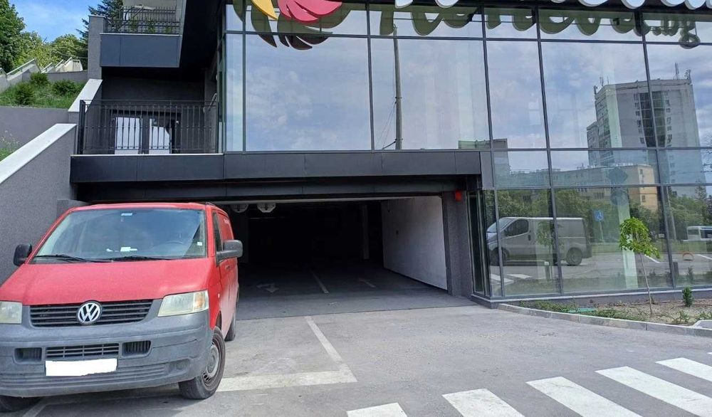 Дава се под наем Гараж / Паркомясто в Варна, Младост 2 - 13 кв.м за 91.8 € - Снимка #8