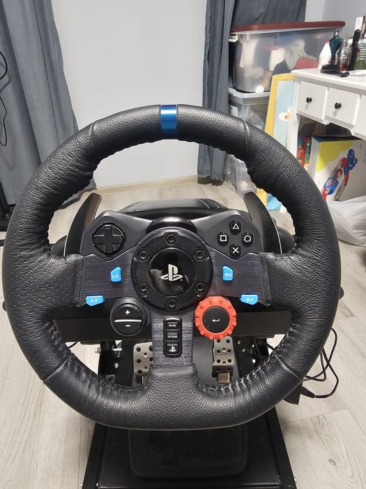 Волан  и педали Logitech G29  + стойка