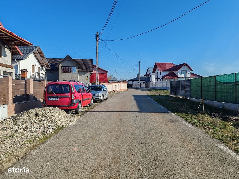 Teren Albota, Str. Morlovani, Su=1776 mp, D=40 ml, utilitati, asfalt