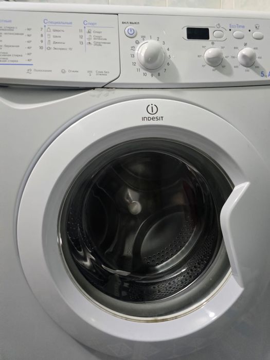 Стиральная машинка Indesit