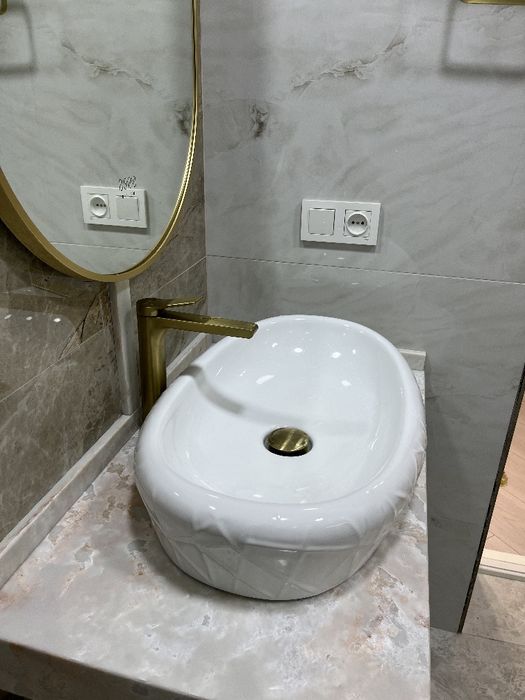 Столешницы из искусственный камень для санузел