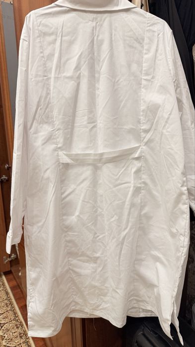 Продам новые белые халаты