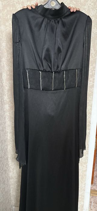 вечернее платье черный