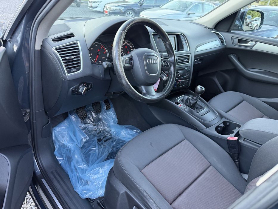 Audi Q5 quatro diesel 2.0  cutie manuala