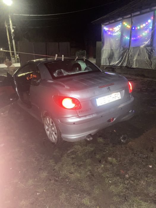 Vand sau schimb peugeot 206cc